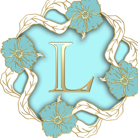 Meet your Posher, Lycia - Picture 2 of 4